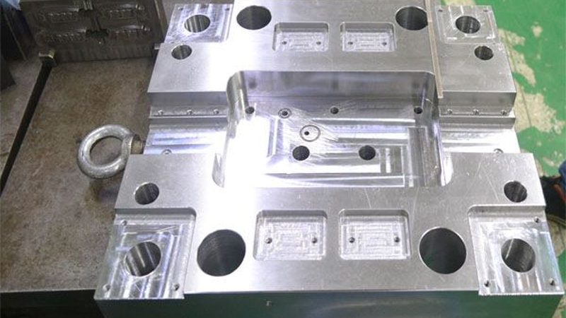 成都医疗器械精密模具：精准工艺与严格标准的守护者